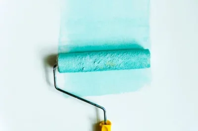 Peinture intérieure à Couvron-et-Aumencourt — murs, plafonds et boiseries